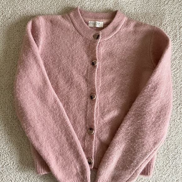 Essentials Soft Pink Wool coquette feminine preppy Women's Cardigan (not size) - Picture 9 of 9